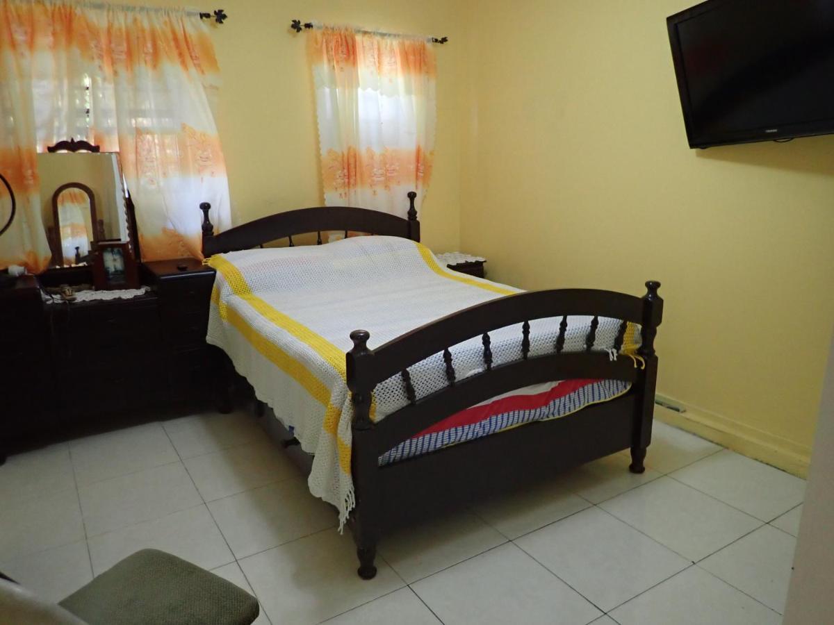Urban Oasis Apartment Castries Exterior photo
